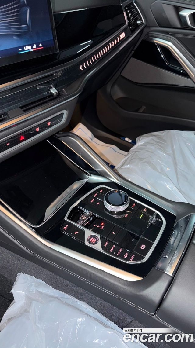 BMW X6 (G06) xDrive40i M Sport 2026 — фото 16