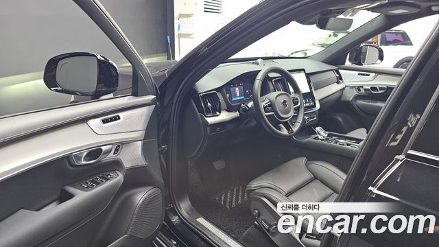Volvo XC90 (II) B6 Black Edition 2026 — фото 10