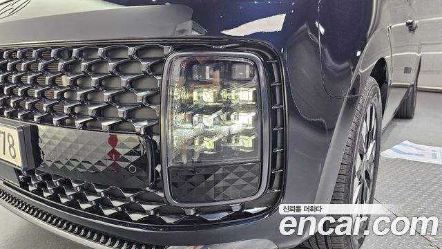 Hyundai Staria 4WD Lounge 7-Seater Inspiration 2025 — фото 22