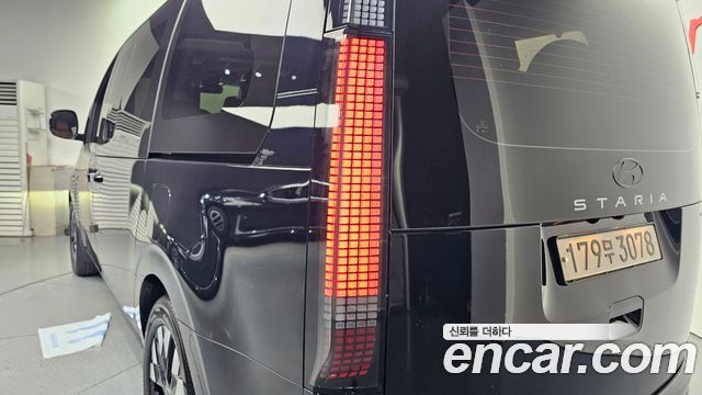 Hyundai Staria 4WD Lounge 7-Seater Inspiration 2025 — фото 23