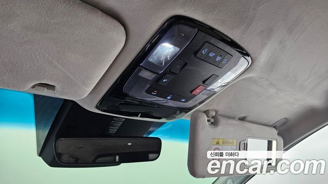 Hyundai Staria 4WD Lounge 7-Seater Inspiration 2025 — фото 29