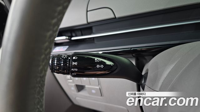 Hyundai Staria 4WD Lounge 7-Seater Inspiration 2025 — фото 33