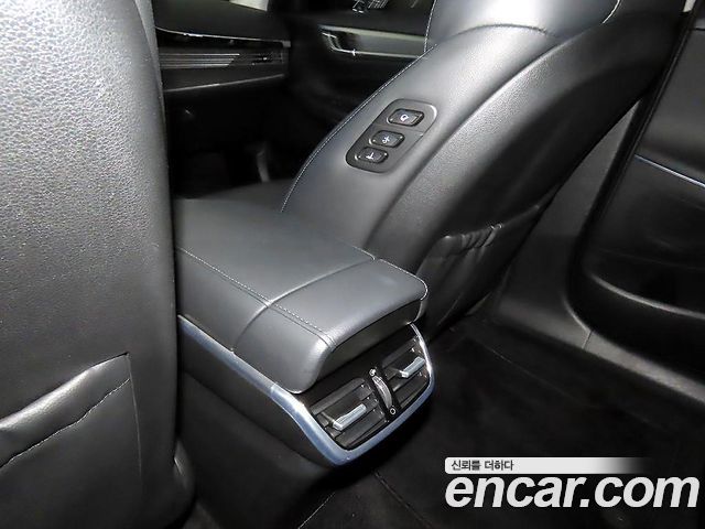 Hyundai Grandeur (IG) 2.5 Exclusice 2021 — фото 19