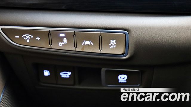 Genesis G90 3.8 AWD Luxury 2021 — фото 15