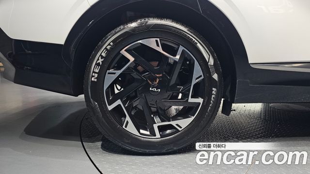 Kia Sportage (V) Gasoline 1.6 Turbo 2WD Nobleless 2022 — фото 5