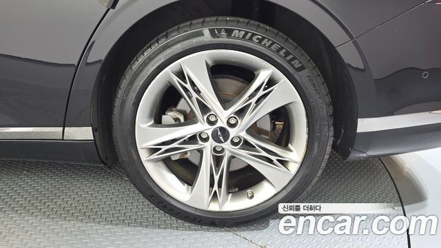 Genesis G90 (RS4) Gasoline 3.5 Turbo AWD 2022 — фото 27