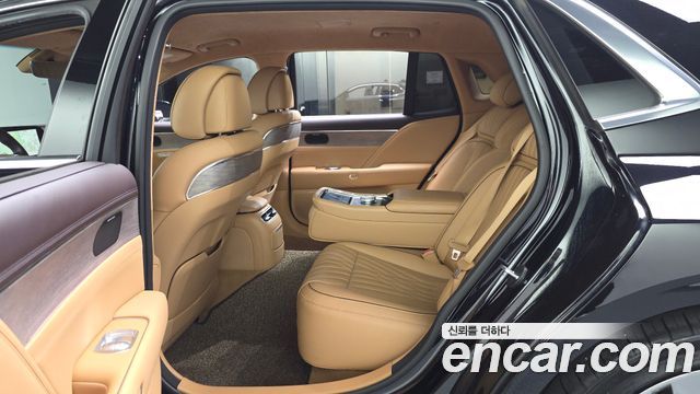 Genesis G90 (RS4) Gasoline 3.5 Turbo AWD 2022 — фото 32