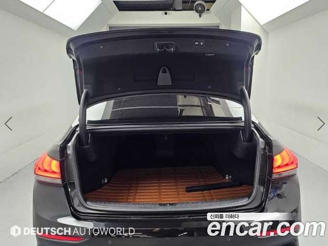 Genesis G80 3.3 GDI Premium Luxury 2018 — фото 23