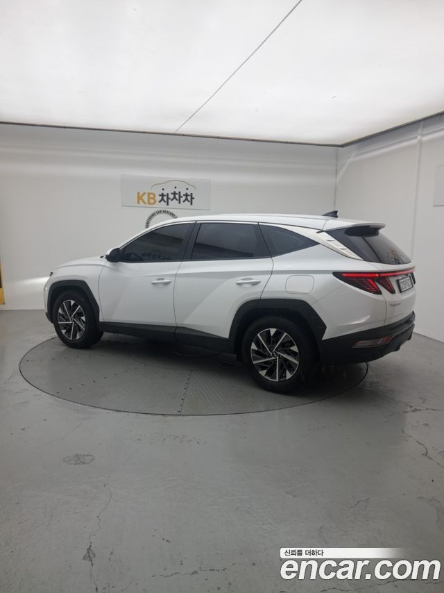Hyundai Tucson (NX4) Gasoline 1.6 Turbo 2WD Modern 2022 — фото 2