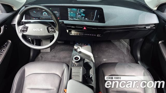 Kia EV6 Long Range Air 2022 — фото 7