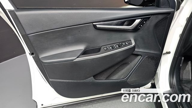 Kia EV6 Long Range Air 2022 — фото 30