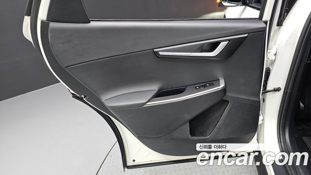 Kia EV6 Long Range Air 2022 — фото 31