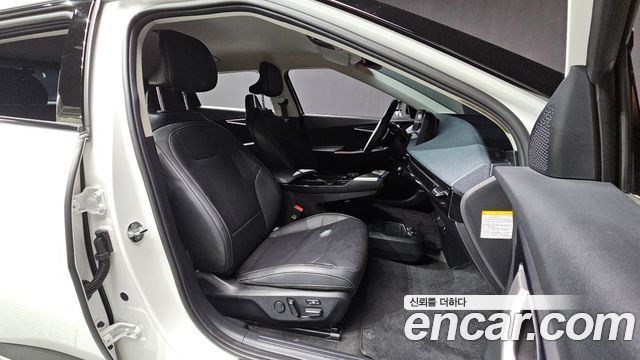 Kia EV6 Long Range Air 2022 — фото 32
