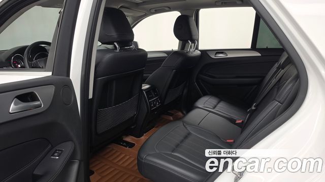Mercedes-Benz GLE-Class (W166) GLE350 d 4MATIC 2018 — фото 12