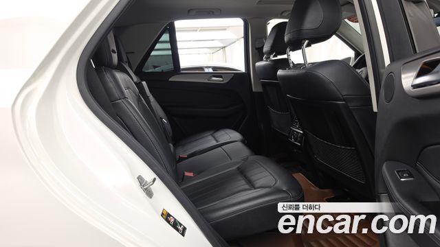 Mercedes-Benz GLE-Class (W166) GLE350 d 4MATIC 2018 — фото 26