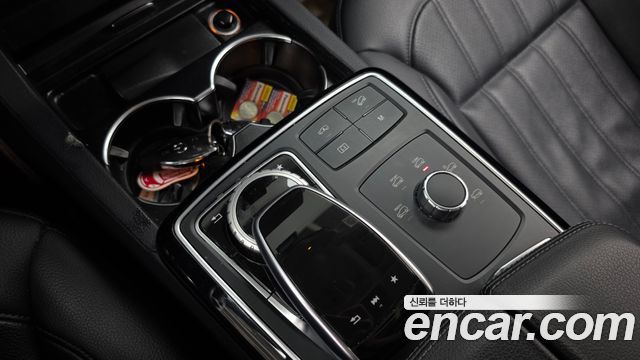 Mercedes-Benz GLE-Class (W166) GLE350 d 4MATIC 2018 — фото 27