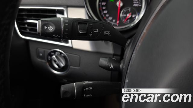 Mercedes-Benz GLE-Class (W166) GLE350 d 4MATIC 2018 — фото 29