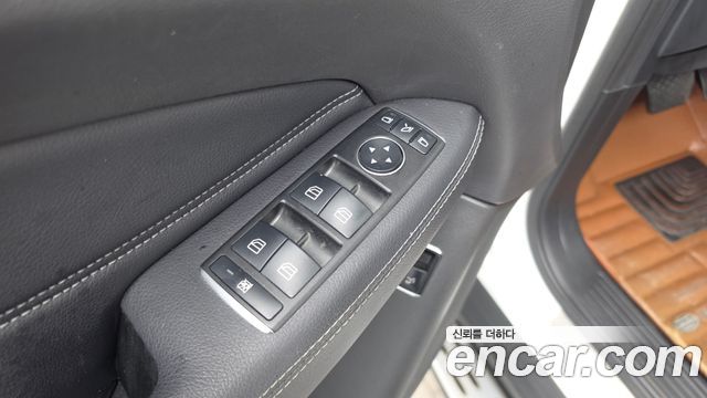 Mercedes-Benz GLE-Class (W166) GLE350 d 4MATIC 2018 — фото 30