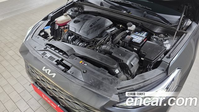 Kia K8 2.5 Gasoline 2WD Noblesse 2022 — фото 6