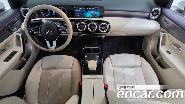 Mercedes-Benz A-Class (W177) A220 Sedan 2021 — фото 7