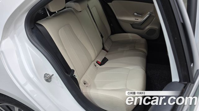 Mercedes-Benz A-Class (W177) A220 Sedan 2021 — фото 11