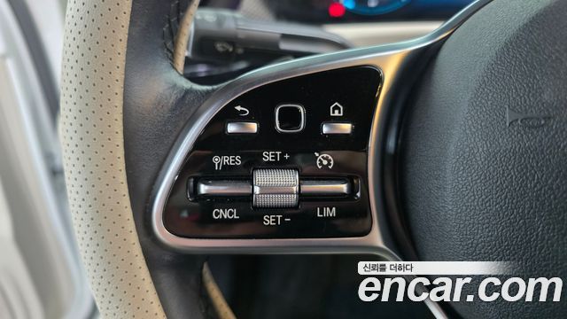 Mercedes-Benz A-Class (W177) A220 Sedan 2021 — фото 27