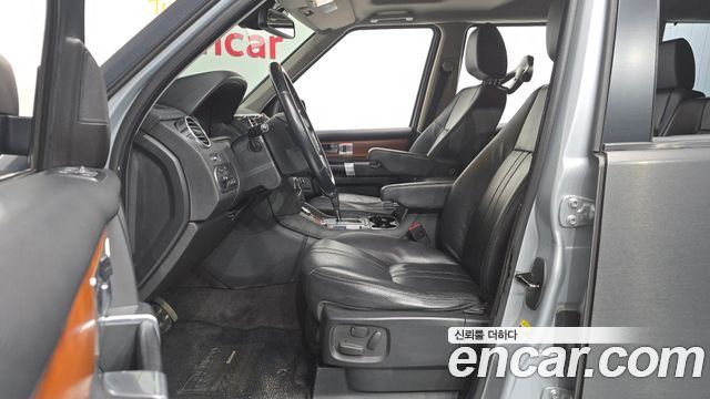 Land Rover Discovery 4 3.0 SDV6 SE 2011 — фото 10