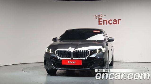 BMW 5 Series (G60) 530e M Sport 2025 — фото 3