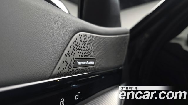 BMW 5 Series (G60) 530e M Sport 2025 — фото 17