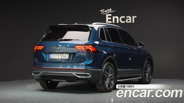 Volkswagen Tiguan (II) 2.0 TDI 4Motion Prestige 2022 — фото 2