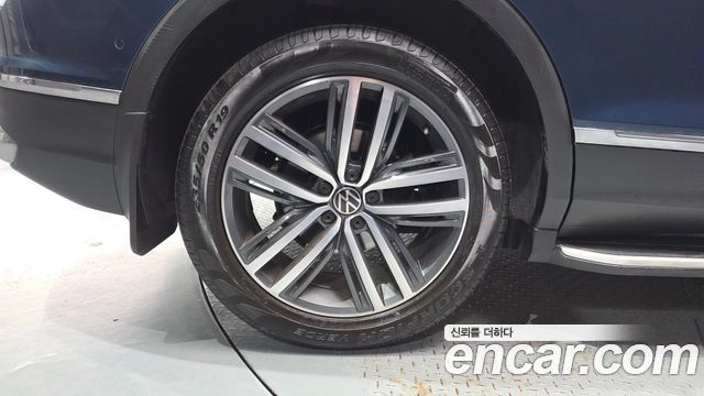 Volkswagen Tiguan (II) 2.0 TDI 4Motion Prestige 2022 — фото 5
