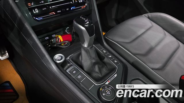 Volkswagen Tiguan (II) 2.0 TDI 4Motion Prestige 2022 — фото 9