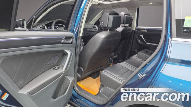 Volkswagen Tiguan (II) 2.0 TDI 4Motion Prestige 2022 — фото 11