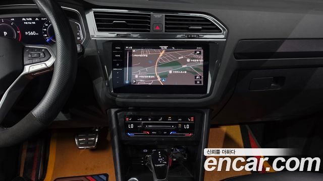 Volkswagen Tiguan (II) 2.0 TDI 4Motion Prestige 2022 — фото 13