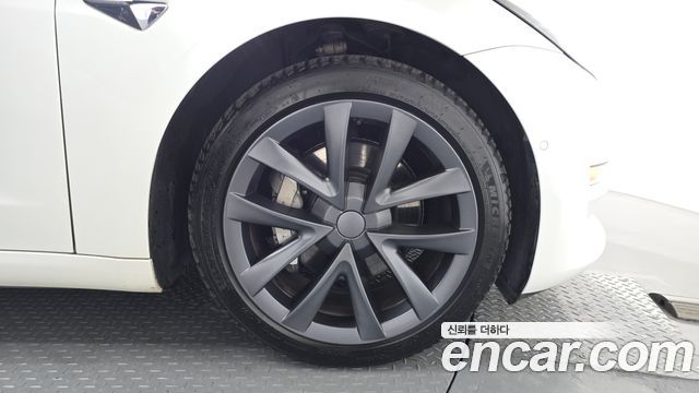Tesla Model 3 Long Range AWD 2020 — фото 27