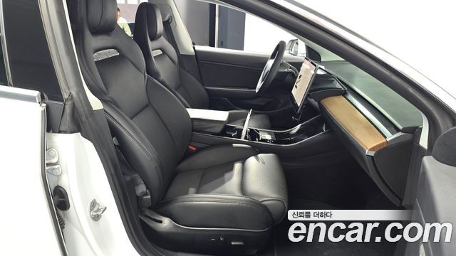 Tesla Model 3 Long Range AWD 2020 — фото 32