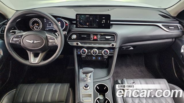 Genesis G70 Shooting Brake Gasoline 2.0T 2WD 2023 — фото 7
