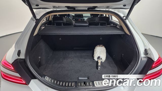 Genesis G70 Shooting Brake Gasoline 2.0T 2WD 2023 — фото 16