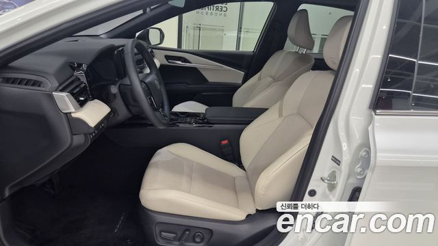 Toyota Camry (XV80) 2.5 XLE Hybrid 2025 — фото 10