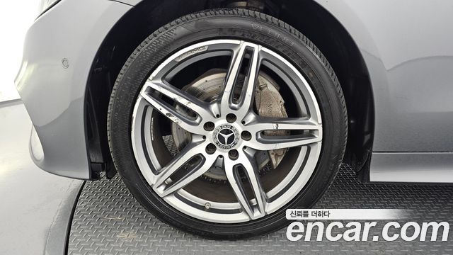 Mercedes-Benz E-Class (W213) E220d Coupe 2017 — фото 5
