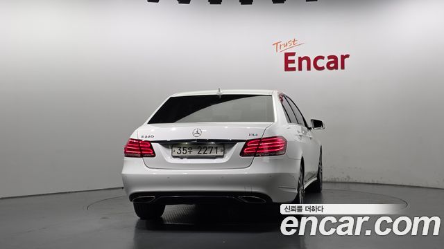 Mercedes-Benz E-Class (W212) E220 CDI Avantgarde 2015 — фото 4