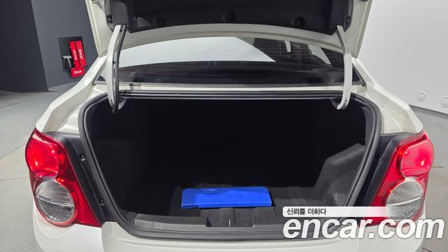 Chevrolet Aveo Sedan LT Luxury 2014 — фото 20