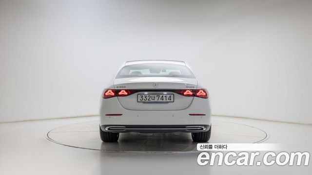 Mercedes-Benz E-Class (W214) E300 4MATIC Exclusive 2026 — фото 4