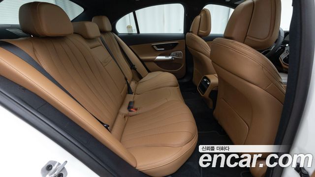 Mercedes-Benz E-Class (W214) E300 4MATIC Exclusive 2026 — фото 15