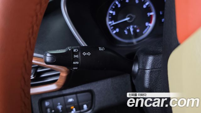 Hyundai Santa Fe (TM) Gasoline 2.0T 2WD Premium 2020 — фото 20
