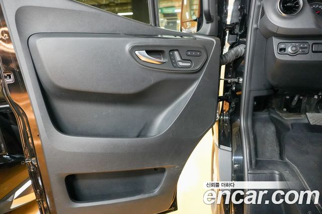 Mercedes-Benz Sprinter 3.0 Diesel W907 2022 — фото 23