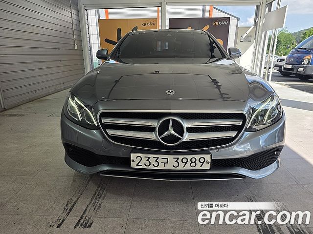 Mercedes-Benz E-Class (W213) E200 Avantgarde 2018 — фото 3