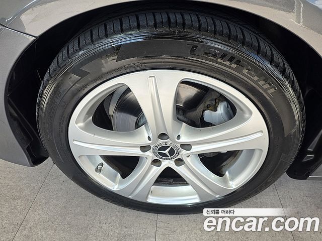 Mercedes-Benz E-Class (W213) E200 Avantgarde 2018 — фото 23