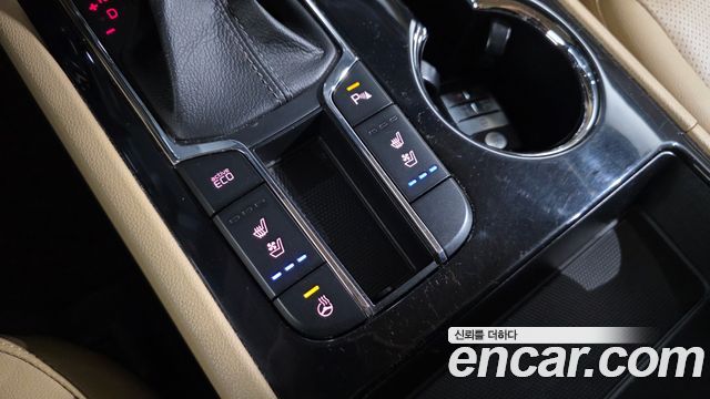 Kia Carnival 9-Seater Prstige 2019 — фото 27