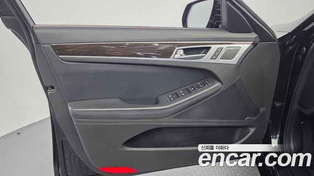 Genesis G80 3.3 GDI Prestige 2018 — фото 24